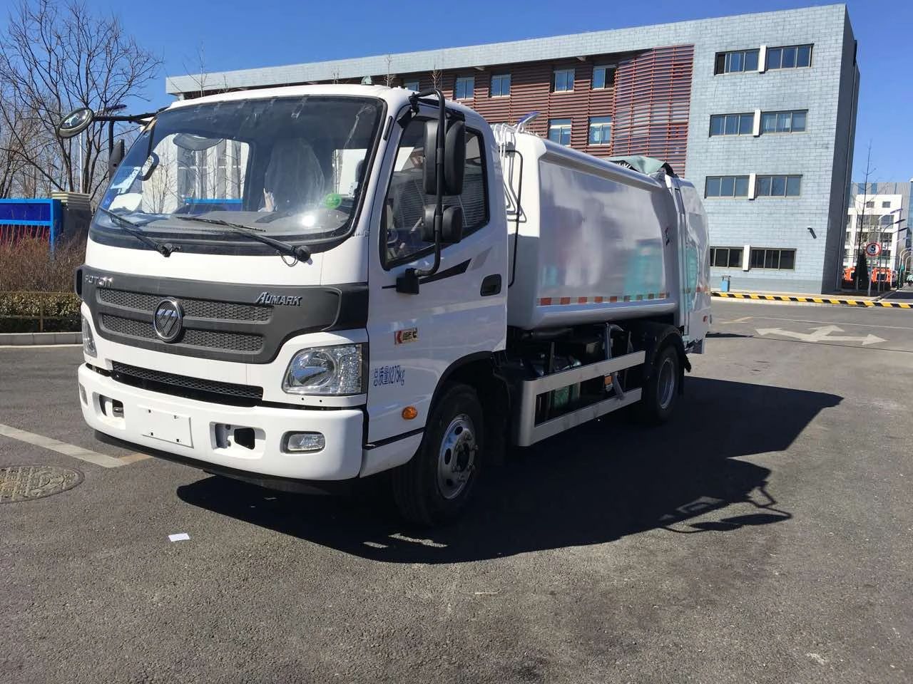 19.3.12北京博宇压缩车2.jpg